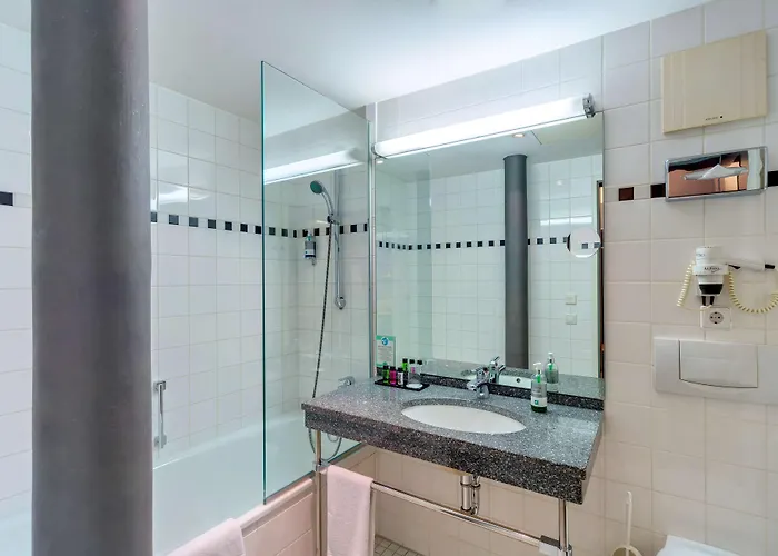 ホテル ネストル シュトゥットガルト ルートヴィッヒスブルク 4*